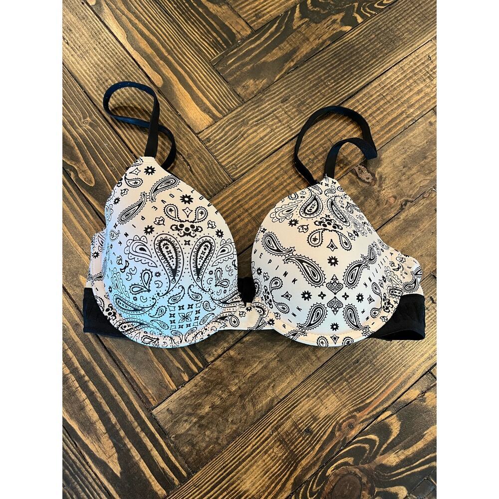 PINK Victoria's Secret Black and White Paisley Bra